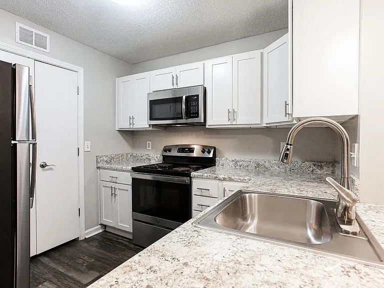 Indigo Apartments Gainesville — Photo 77