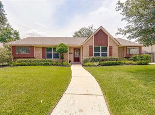 10727 Longmont Dr, Houston, TX 77042