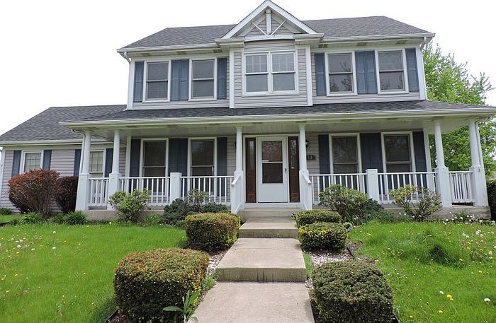 1st image of 411 Pinecreek Dr