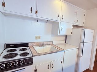 802 N Alvernon Way E, Tucson, AZ 85711