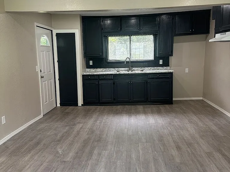 1609 Alma Blvd — Photo 5