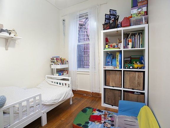5th image of 6638 Yellowstone Blvd #1F