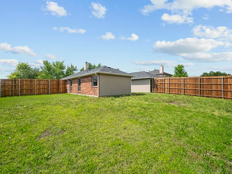2130 Harvester Dr — Photo 48