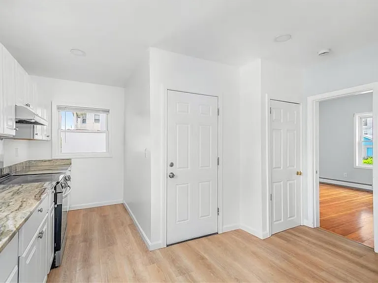 178 Ledge St #1 — Photo 4