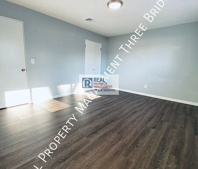 3125 Stafford Ln — Photo 12