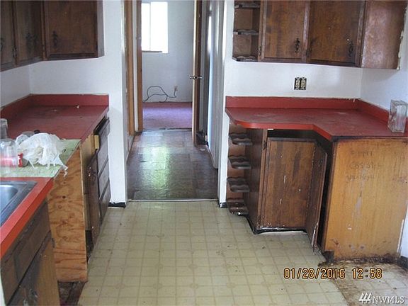 3rd image of 1414 Cherry St