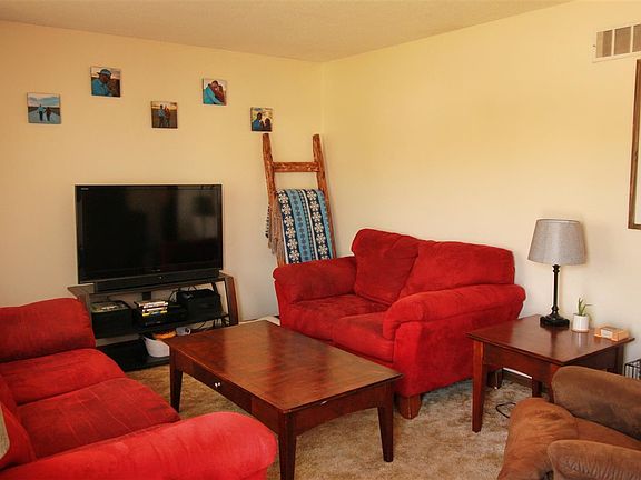 3rd image of 510 W 37th St