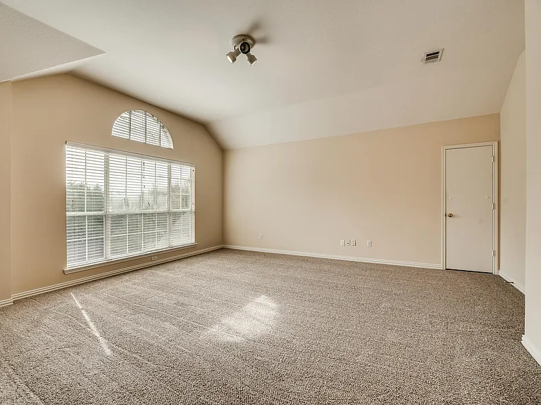 3902 Harlington Ln — Photo 26