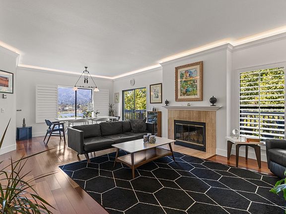 2nd image of 98 Eucalyptus Knoll Street