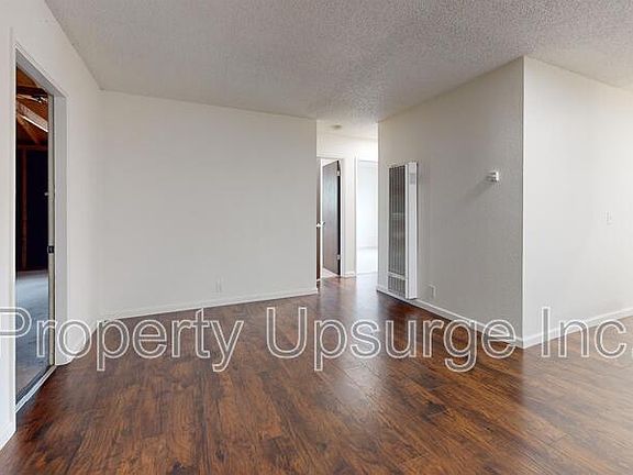 3rd image of 2739 Gilmore Ln #4