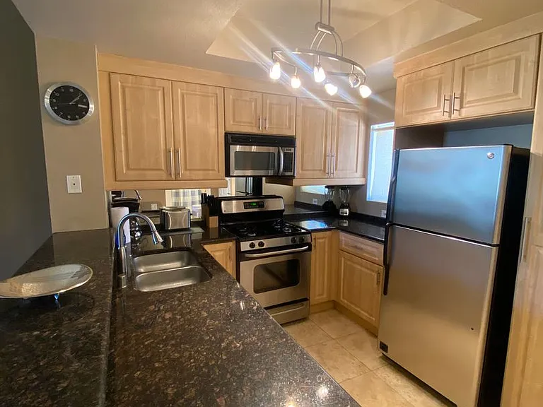 220 E Flamingo Rd #422 — Photo 8