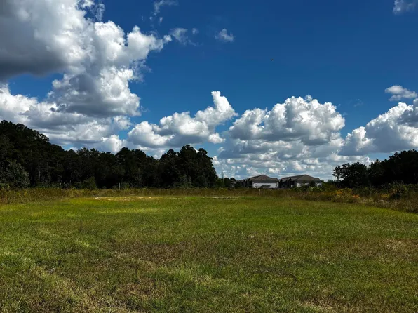 18065 Grayburg Rd, Sour Lake, TX 77659