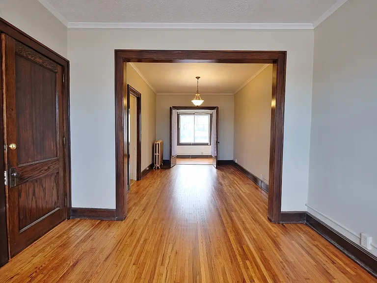 Snelling Villas — Photo 22