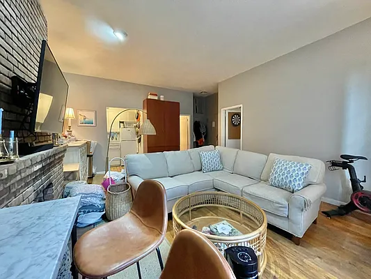 Rented by Oxford Property Group | media 2