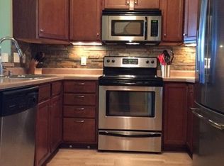 6853 Yellowwood Ln, Deforest, WI 53532