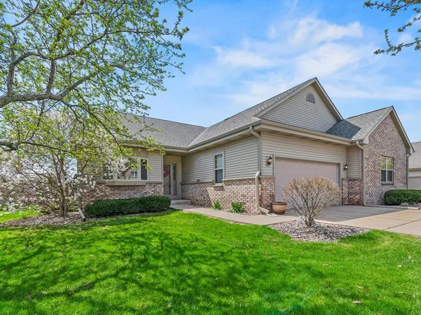 2203 Seminole STREET, Grafton, WI 53024
