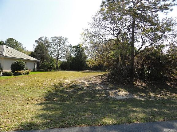 3rd image of 3134 N Barton Creek Cir