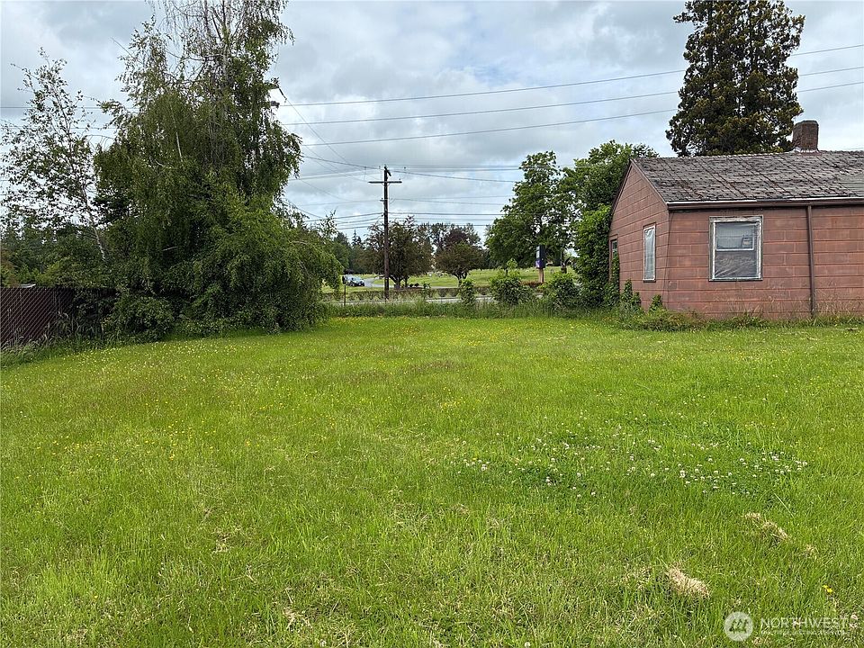 1st image of 1820 E College Way
