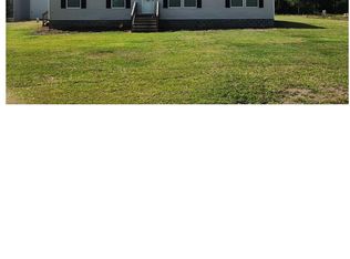 422 Moore Dr., Hemingway, SC 29554