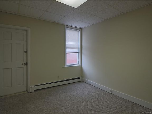 5th image of 1392 Summer St #1B