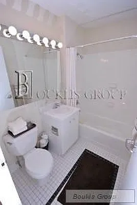Rented by Bouklis Group | media 4