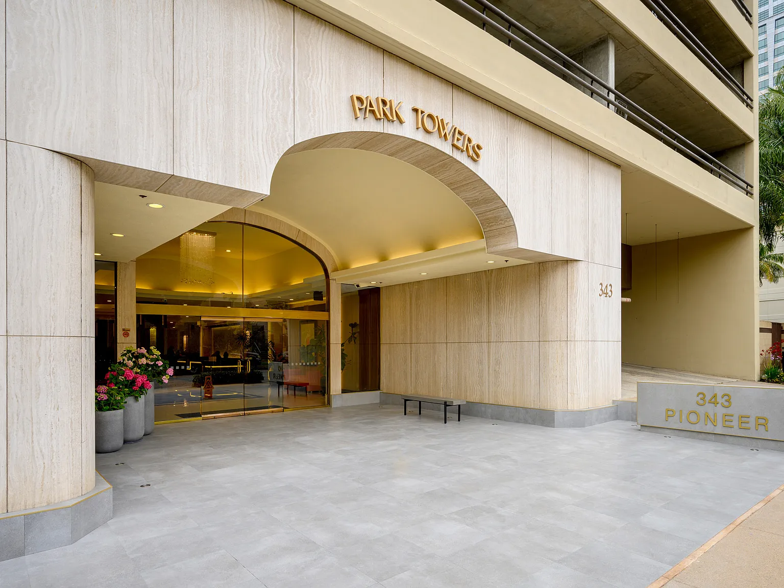 2 bed, 1279 sqft, $4,500 — Photo 3