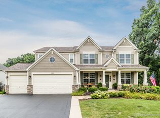 1323 Dorr Dr, Sugar Grove, IL 60554