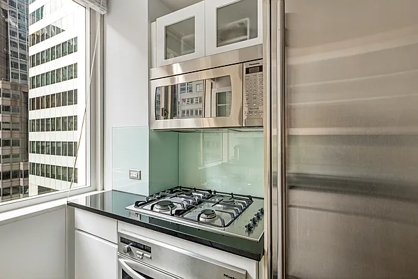 Rented by Compass | media 22