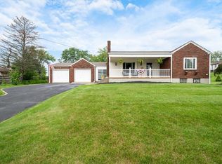 128 Shafer Rd, Coraopolis, PA 15108