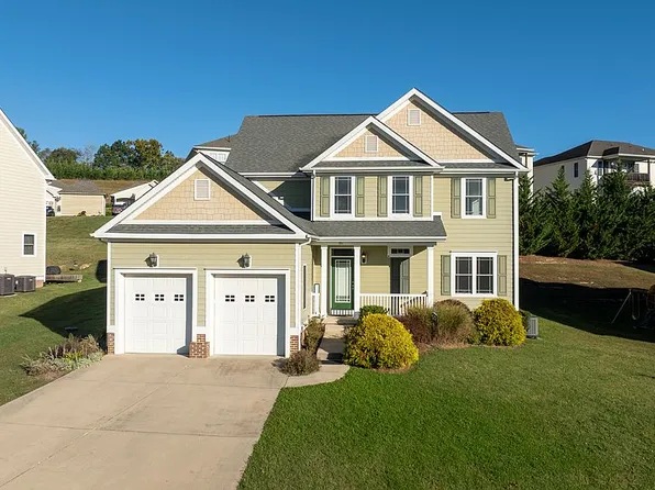 331 Windsor Dr, Fishersville, VA 22939