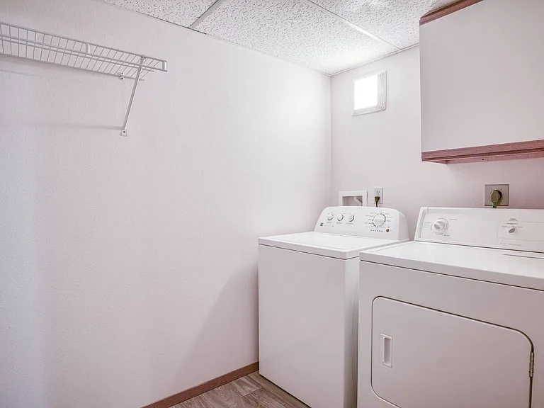 Country Meadows Apartment Homes — Photo 6