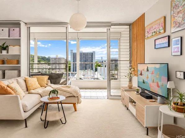 1419 Dominis St APT 1007, Honolulu, HI 96822