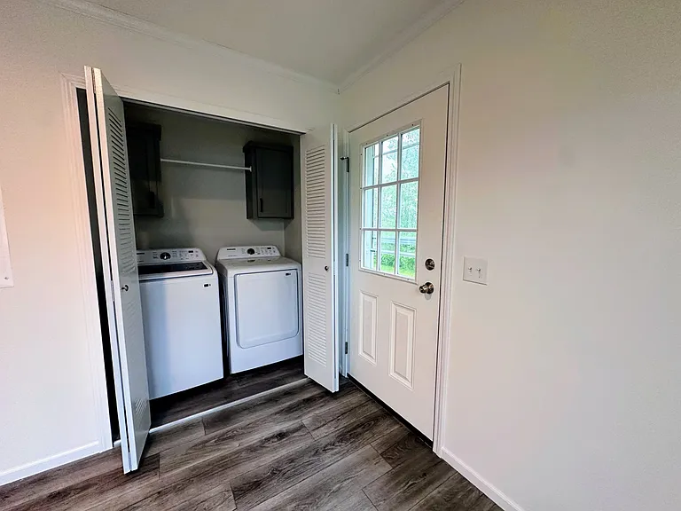 Hunters Glen — Photo 35