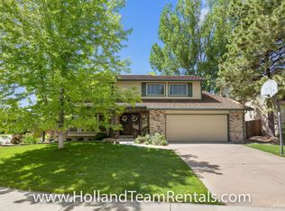 11416 E Cimmarron Dr, Englewood, CO 80111