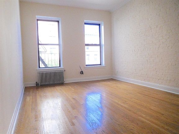 5th image of 204 W 106th St APT 41