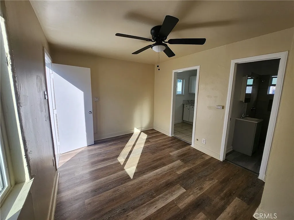Studio, 2520 sqft, $1,700 — Photo 4