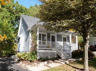 390 Springwell Ln, Howell, MI 48843