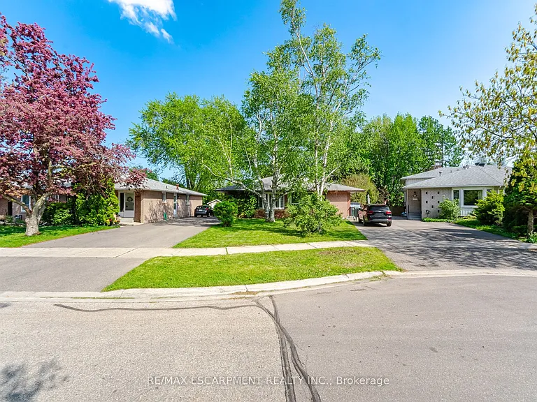 1926 Reiss Ct — Photo 6