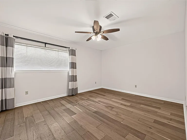 12411 Pinerock Ln — Photo 31