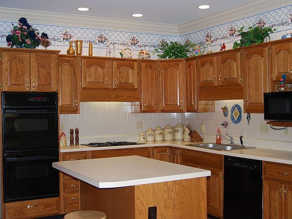 Lots of Kit Cabinets