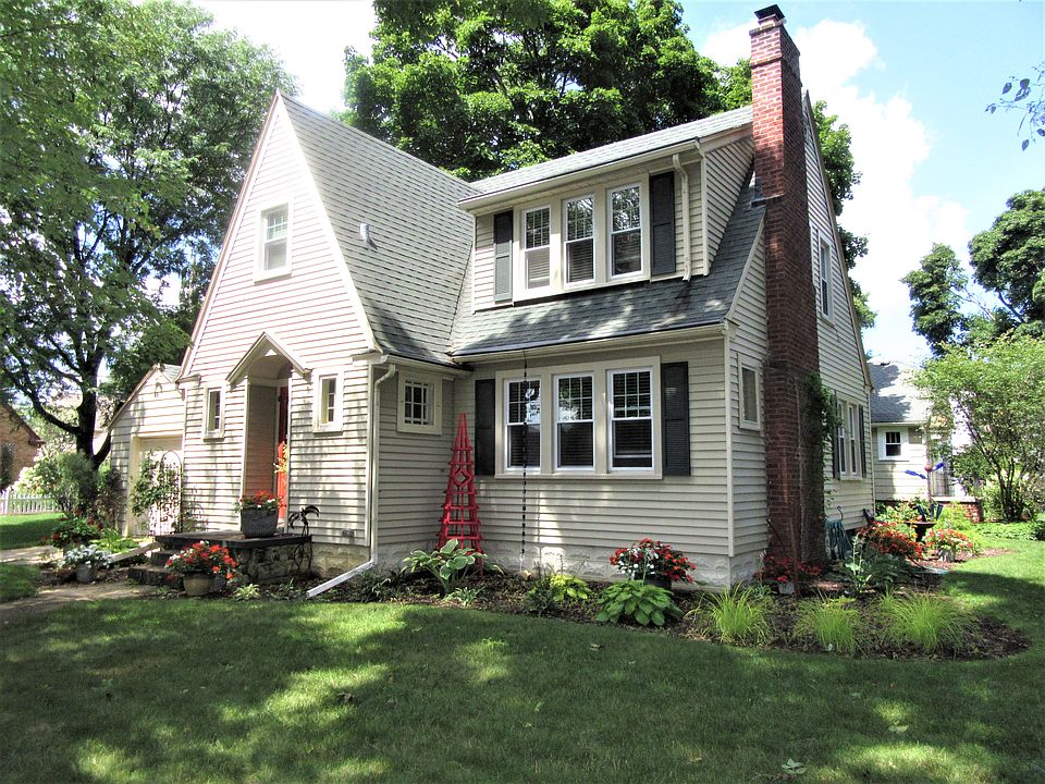 2nd image of 1433 Eastwood Ave