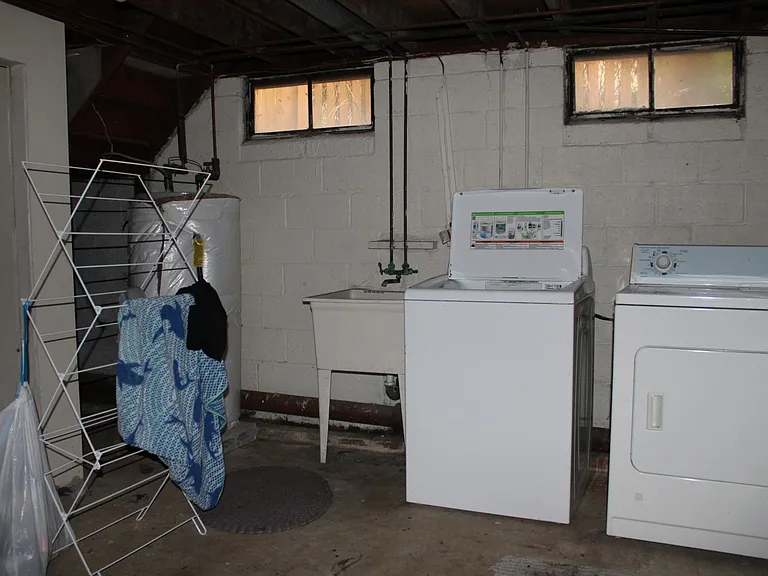 323 University Blvd — Photo 13