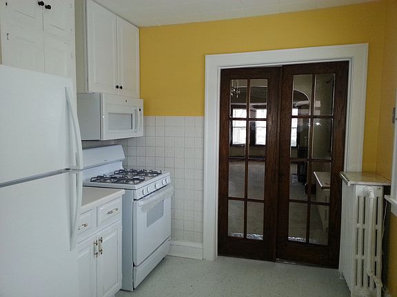 3rd image of 3737 34th Ave S