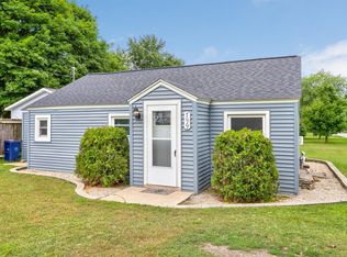 799 W 26th St, Holland, MI 49423