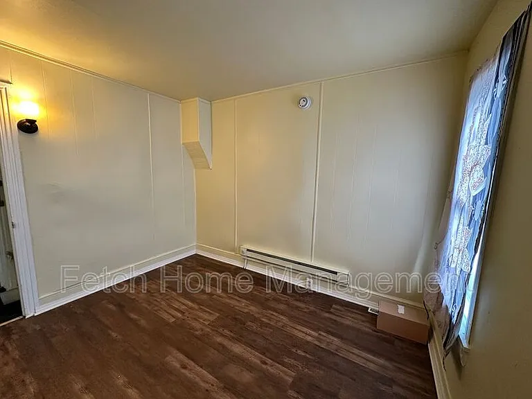 1024 Birch St — Photo 14