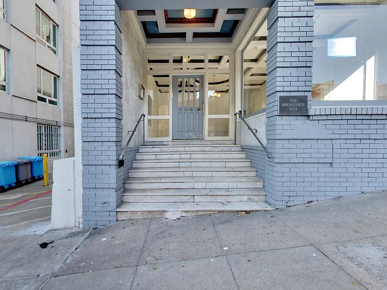 1111 Jones St #5 — Photo 14
