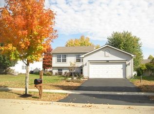 1700 Courtwright Dr, Plainfield, IL 60586