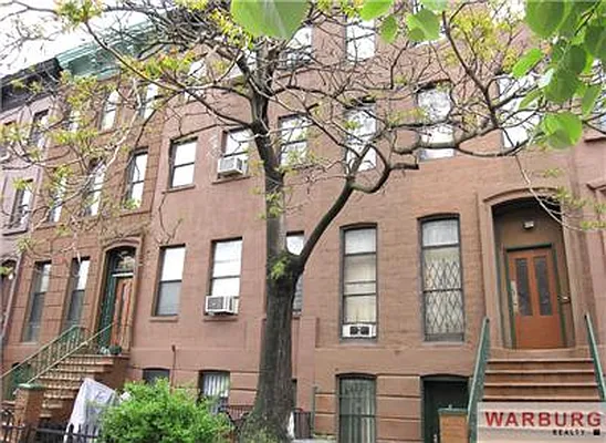 Rented by Warburg | media 2