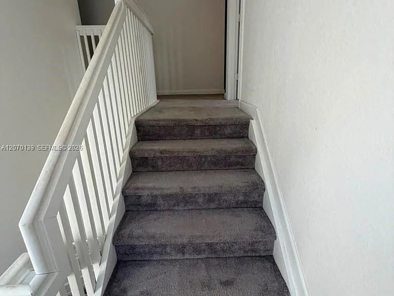 1409 SE 26th Ter — Photo 27