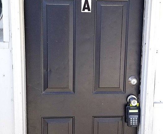5th image of 770 E Vine St #A